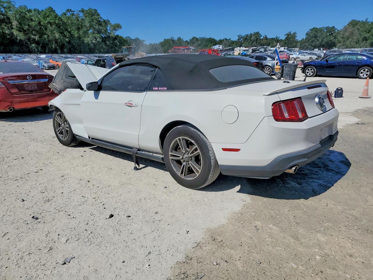 2012 FORD MUSTANG
