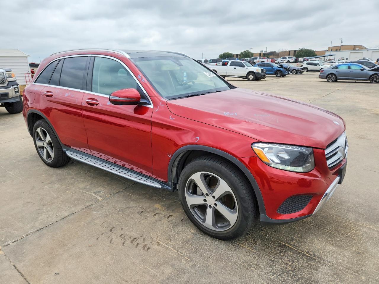 2016 MERCEDES-BENZ GLC-Class