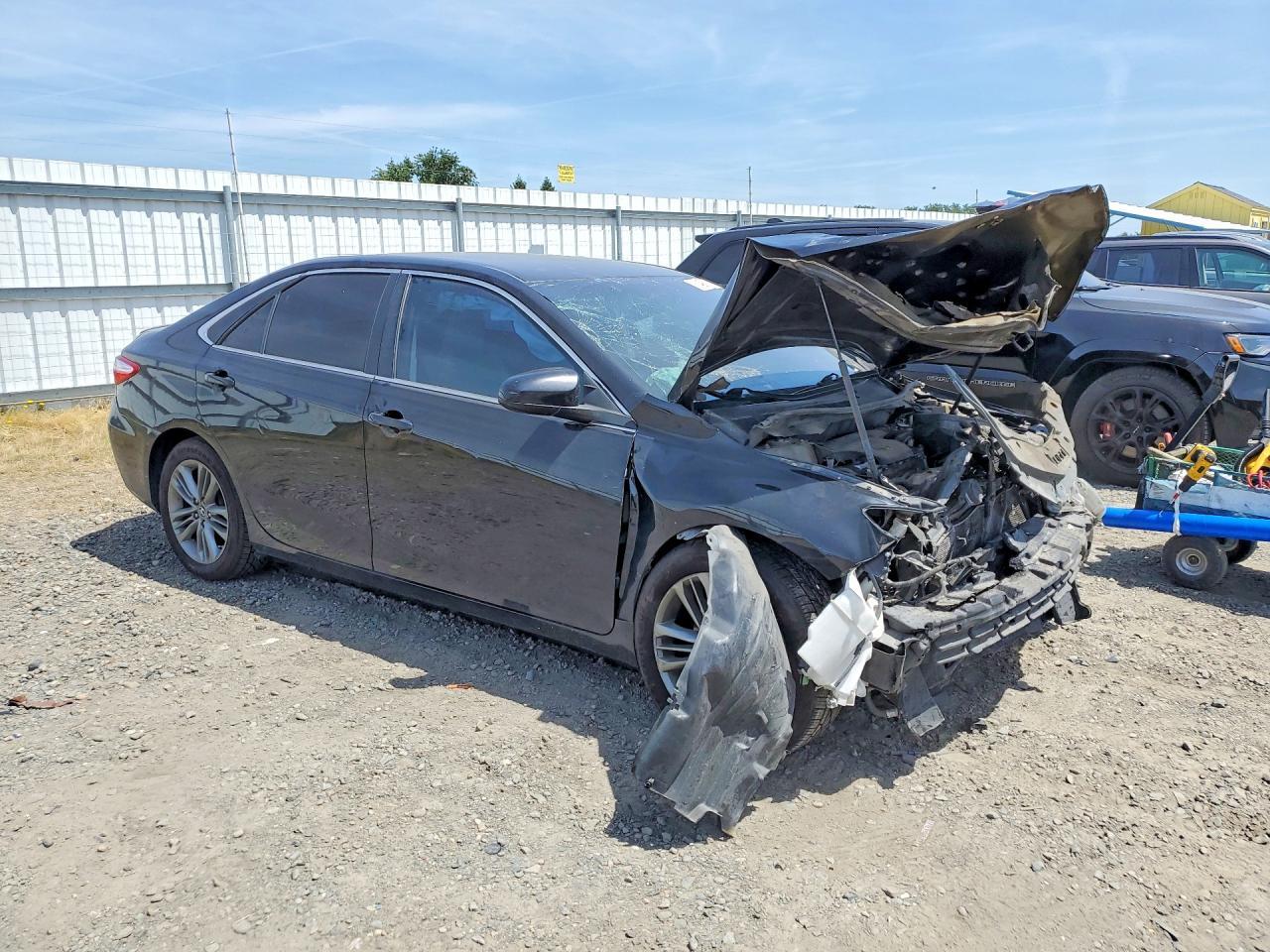2016 TOYOTA CAMRY