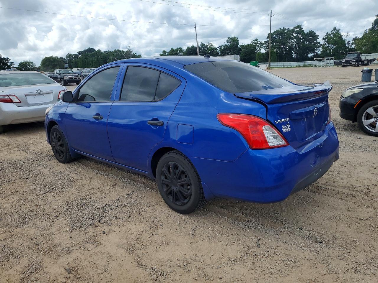 2015 NISSAN VERSA