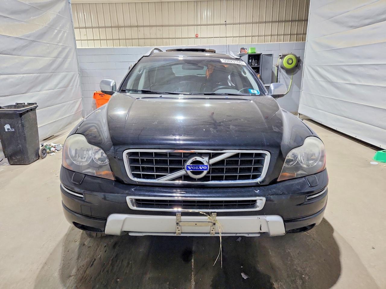 2014 VOLVO XC90