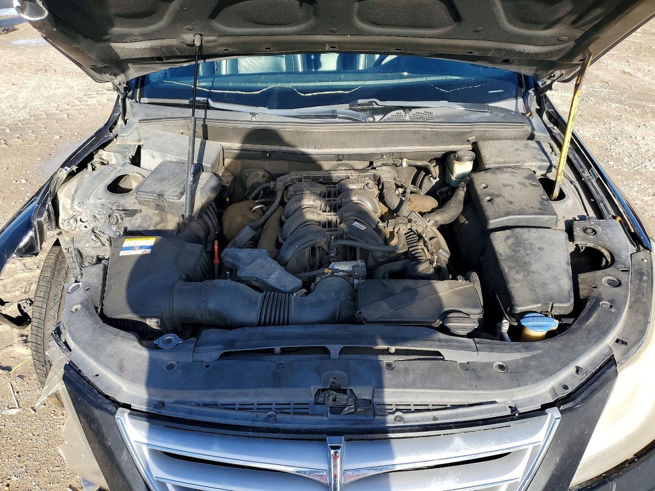 2012 HYUNDAI GENESIS
