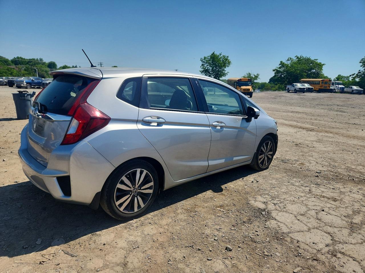 2016 HONDA FIT