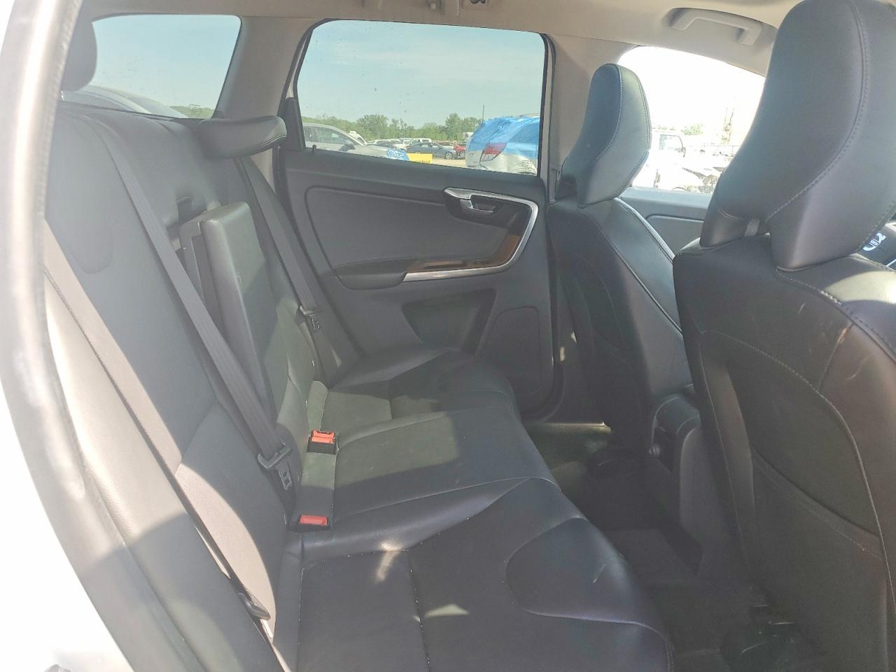 2017 VOLVO XC60