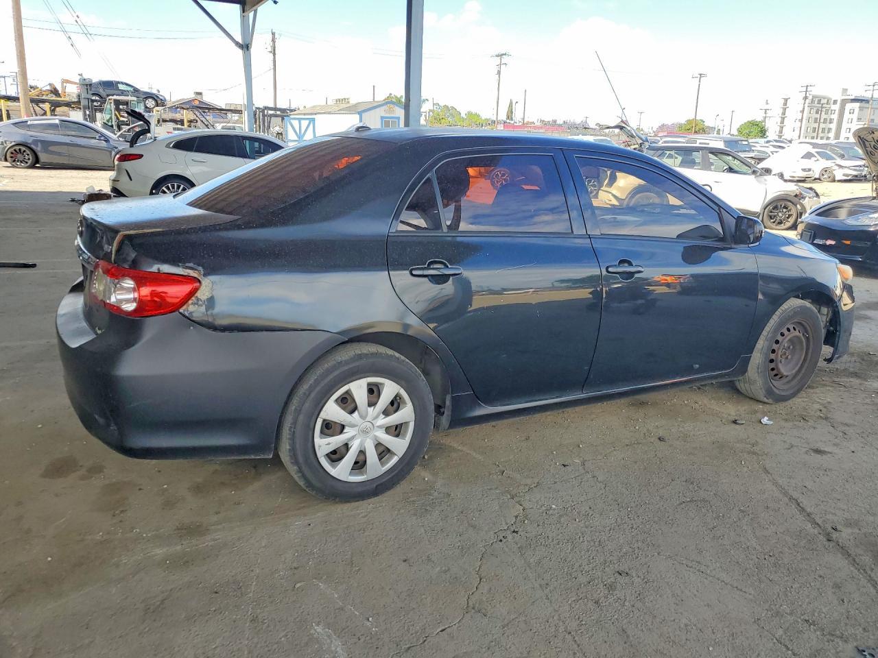2011 TOYOTA COROLLA