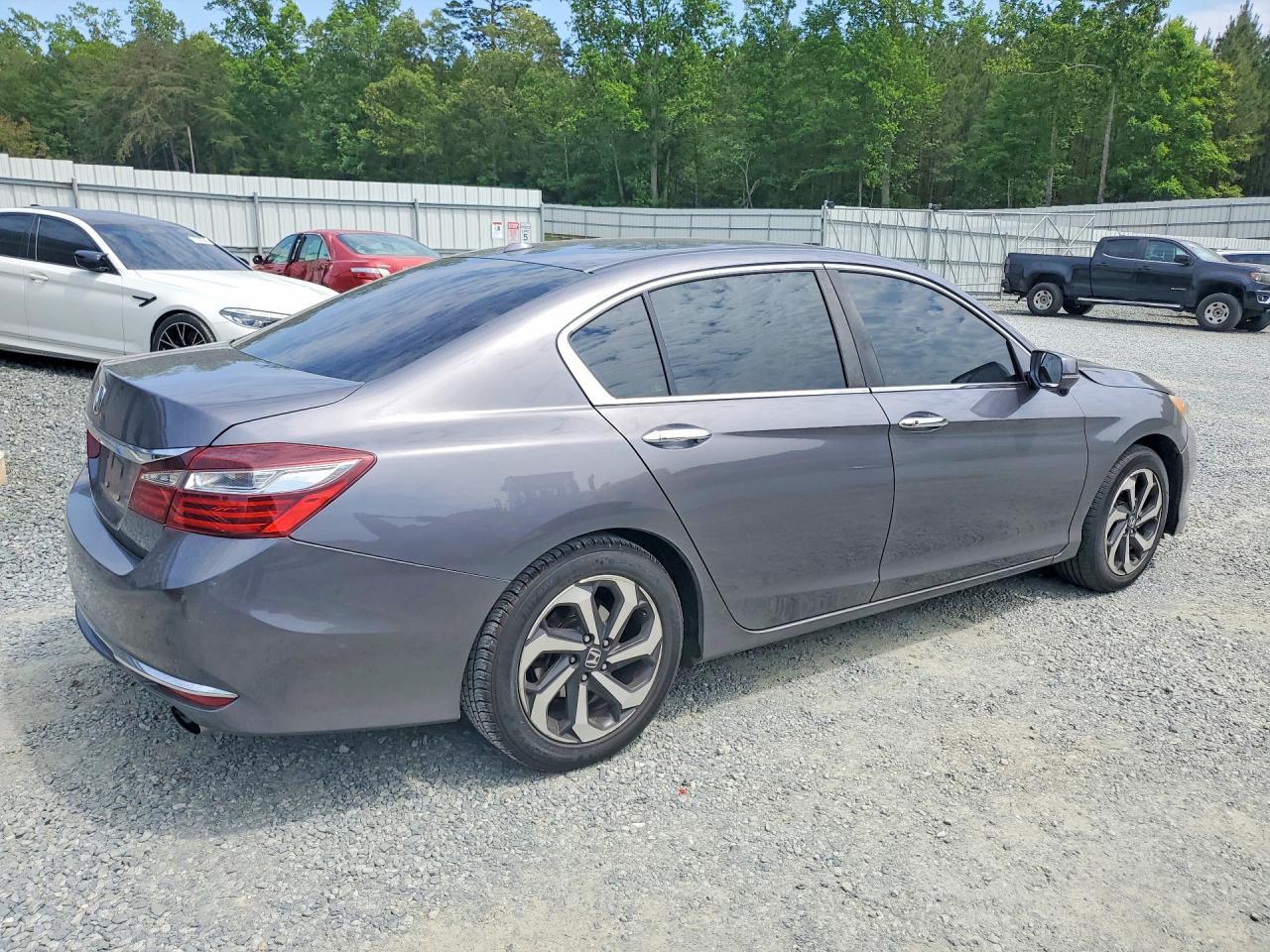 2017 HONDA ACCORD