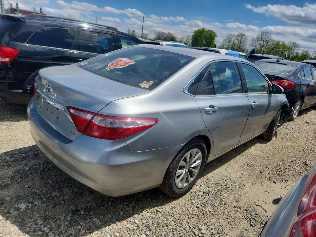 2016 TOYOTA CAMRY