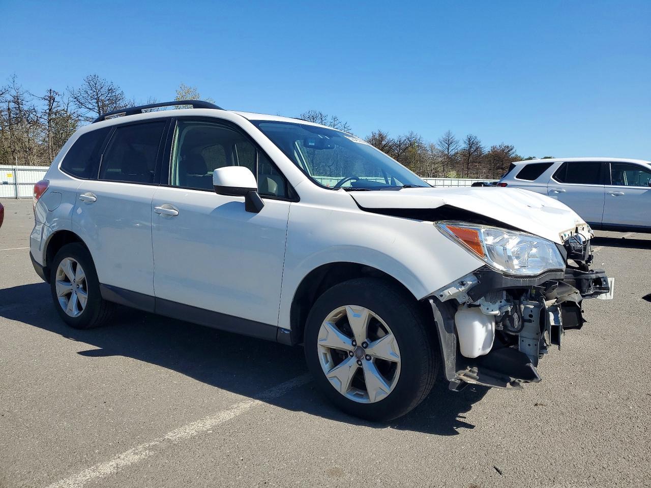 2015 SUBARU FORESTER