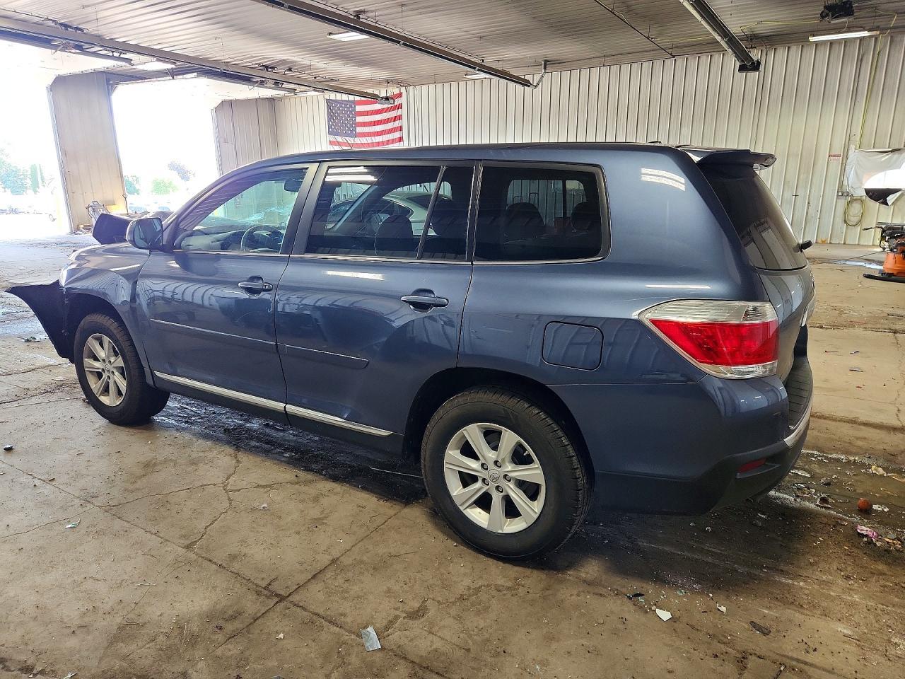 2011 TOYOTA HIGHLANDER