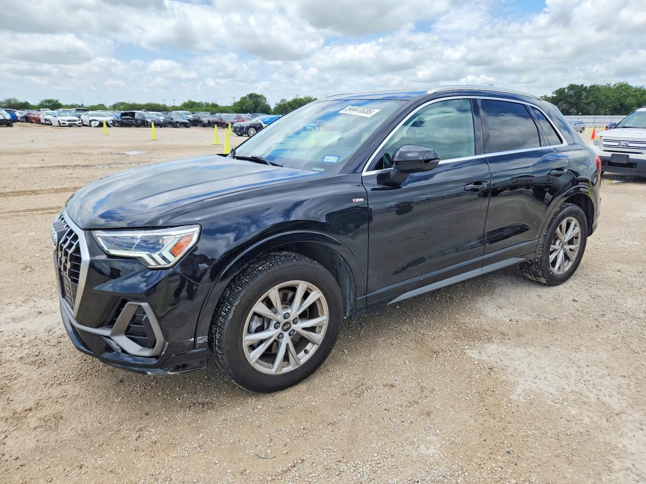 2022 AUDI Q3