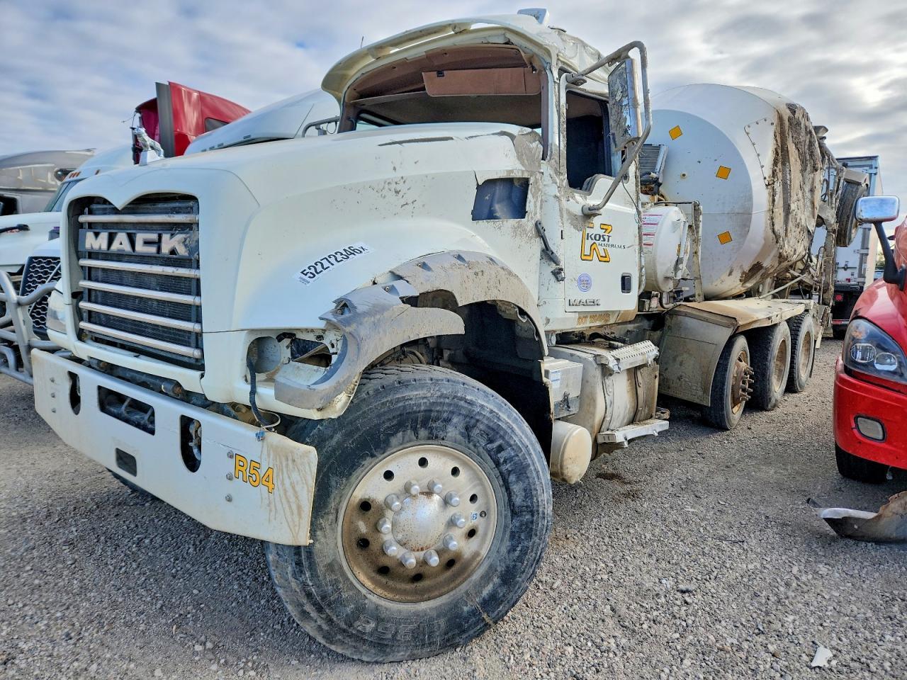 2017 MACK GRANITE