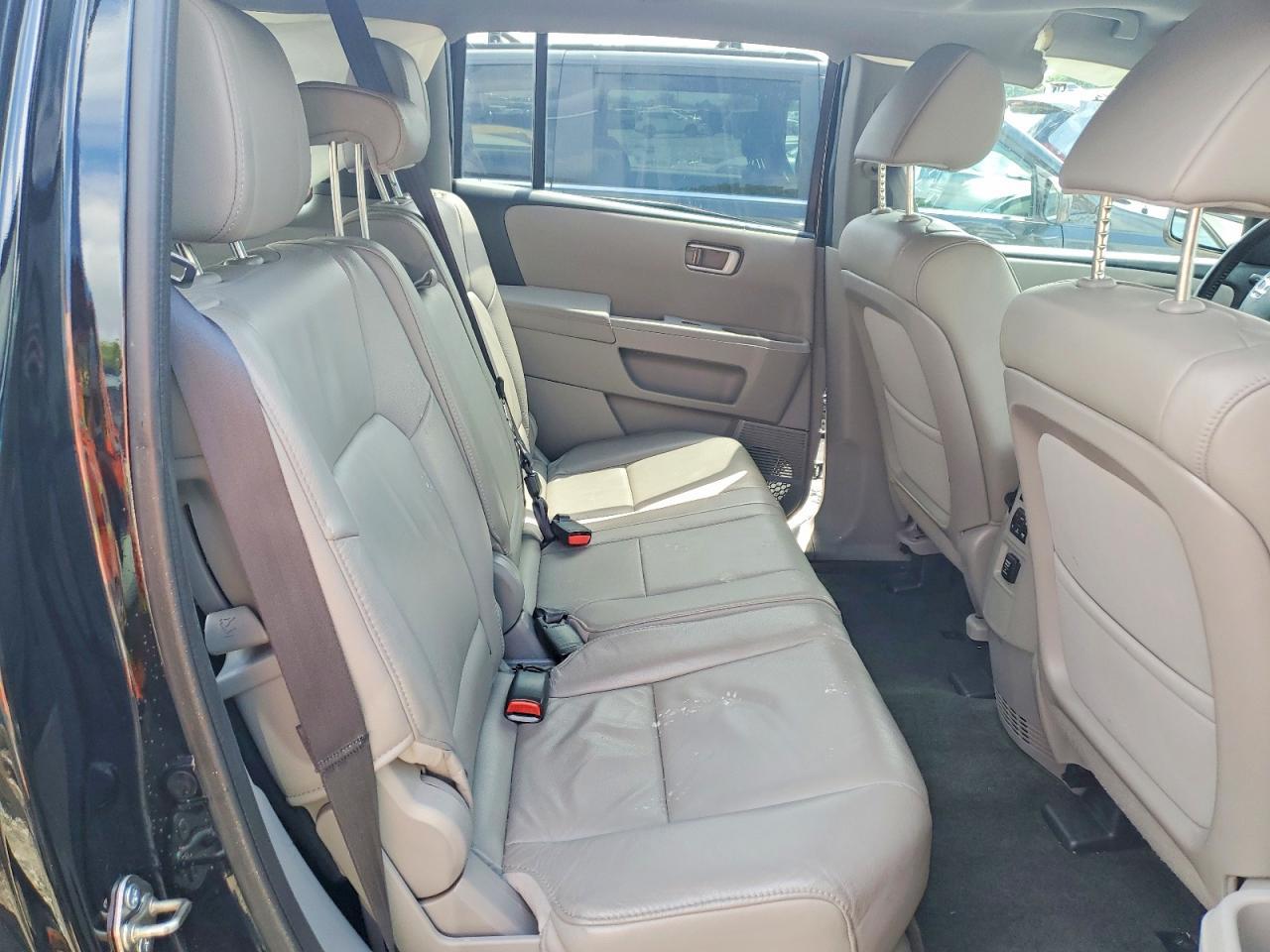 2015 HONDA PILOT