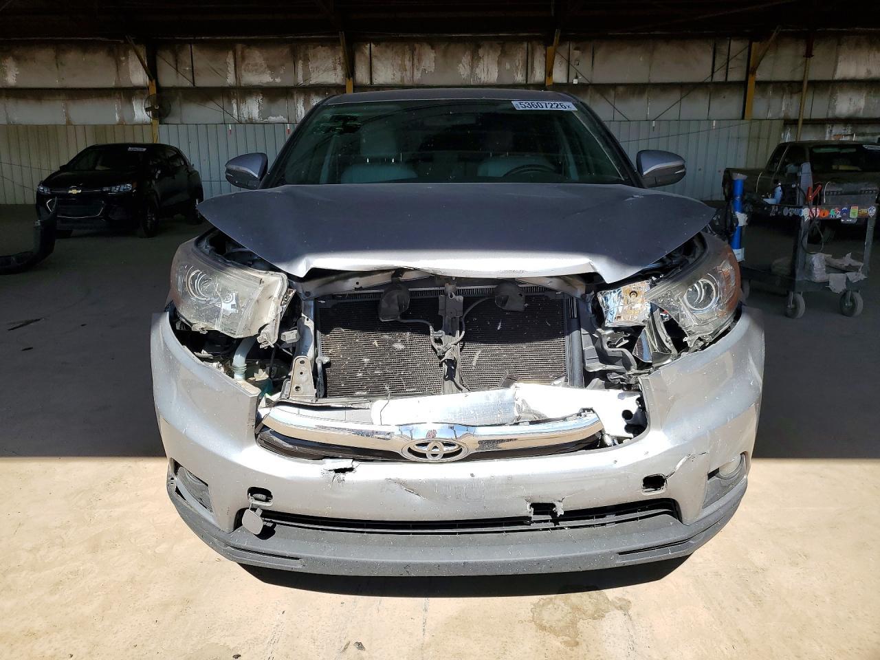2016 TOYOTA HIGHLANDER