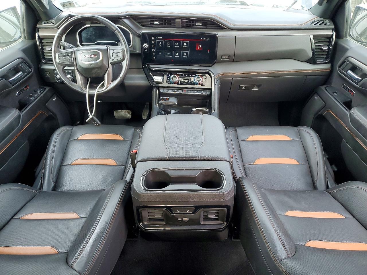 2023 GMC Sierra