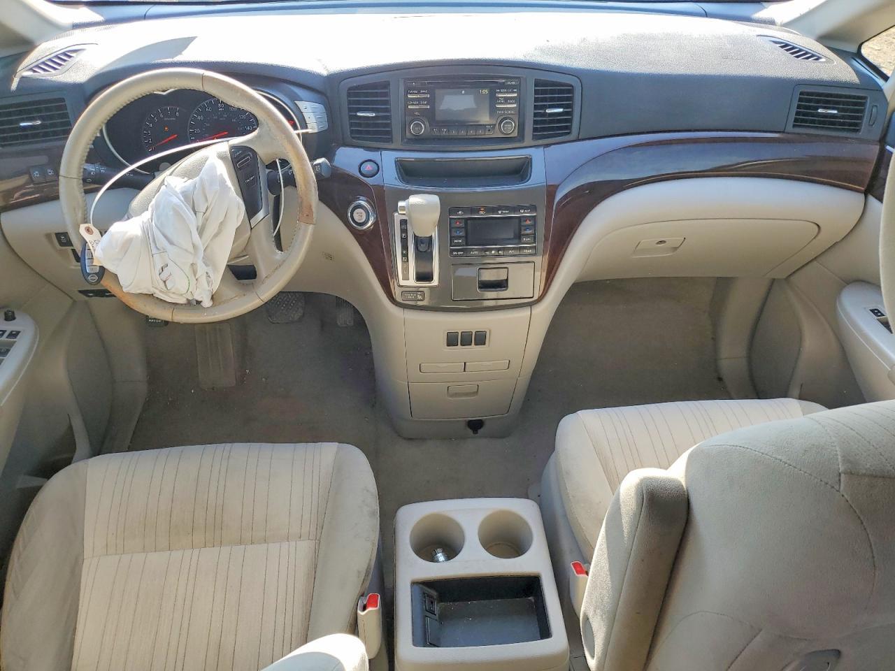 2013 NISSAN Quest