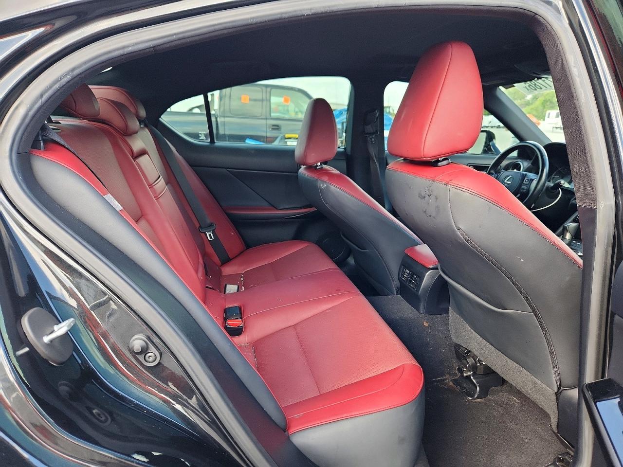 2021 LEXUS IS 300
