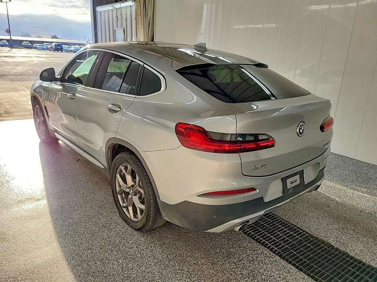 2021 BMW X4