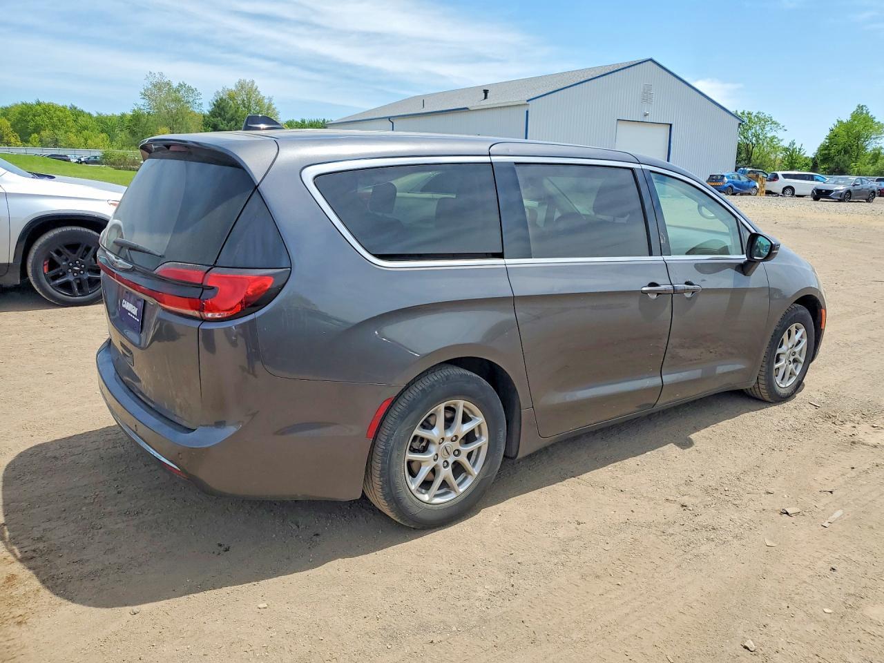 2023 CHRYSLER Pacifica