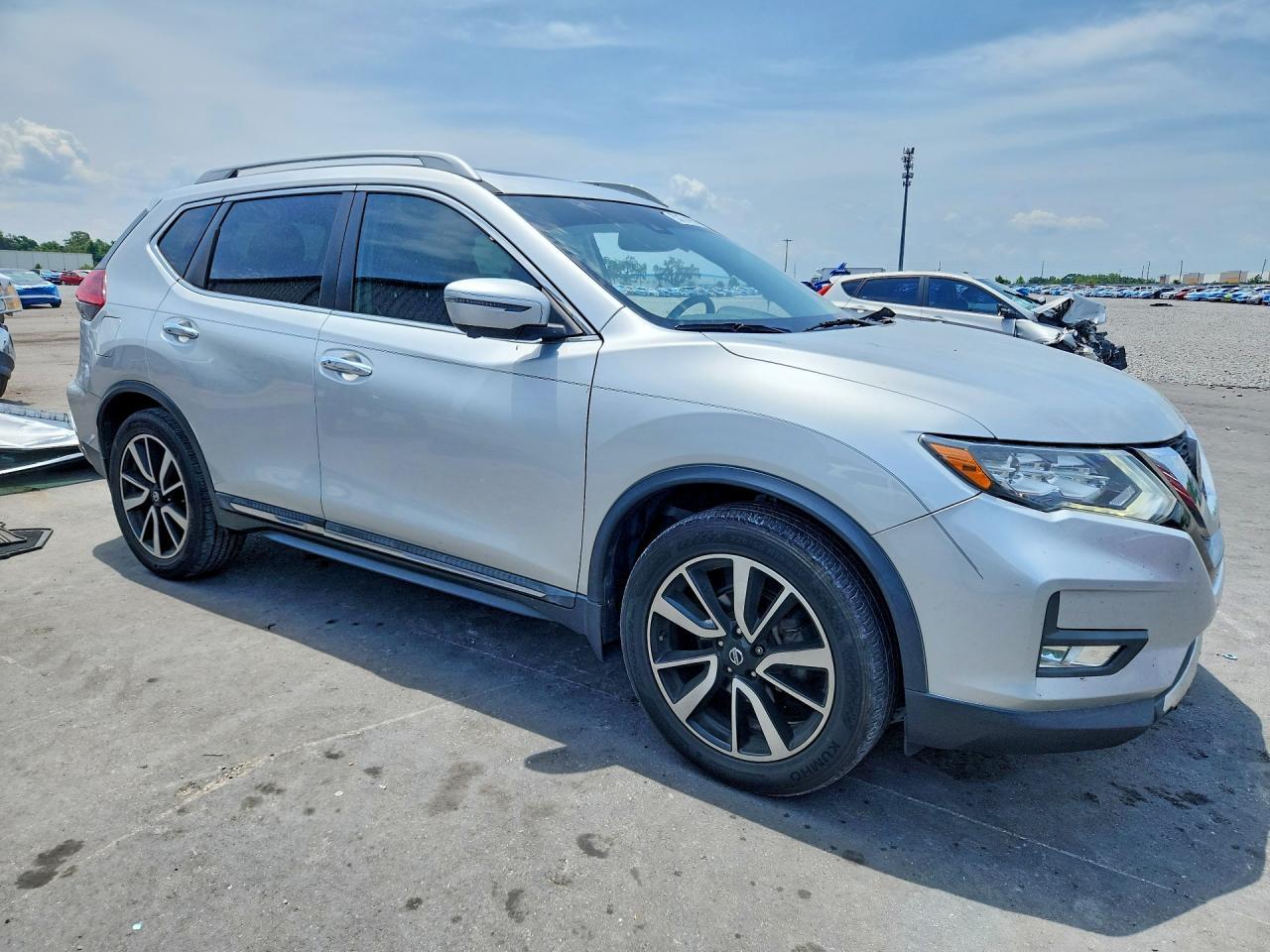2019 NISSAN ROGUE