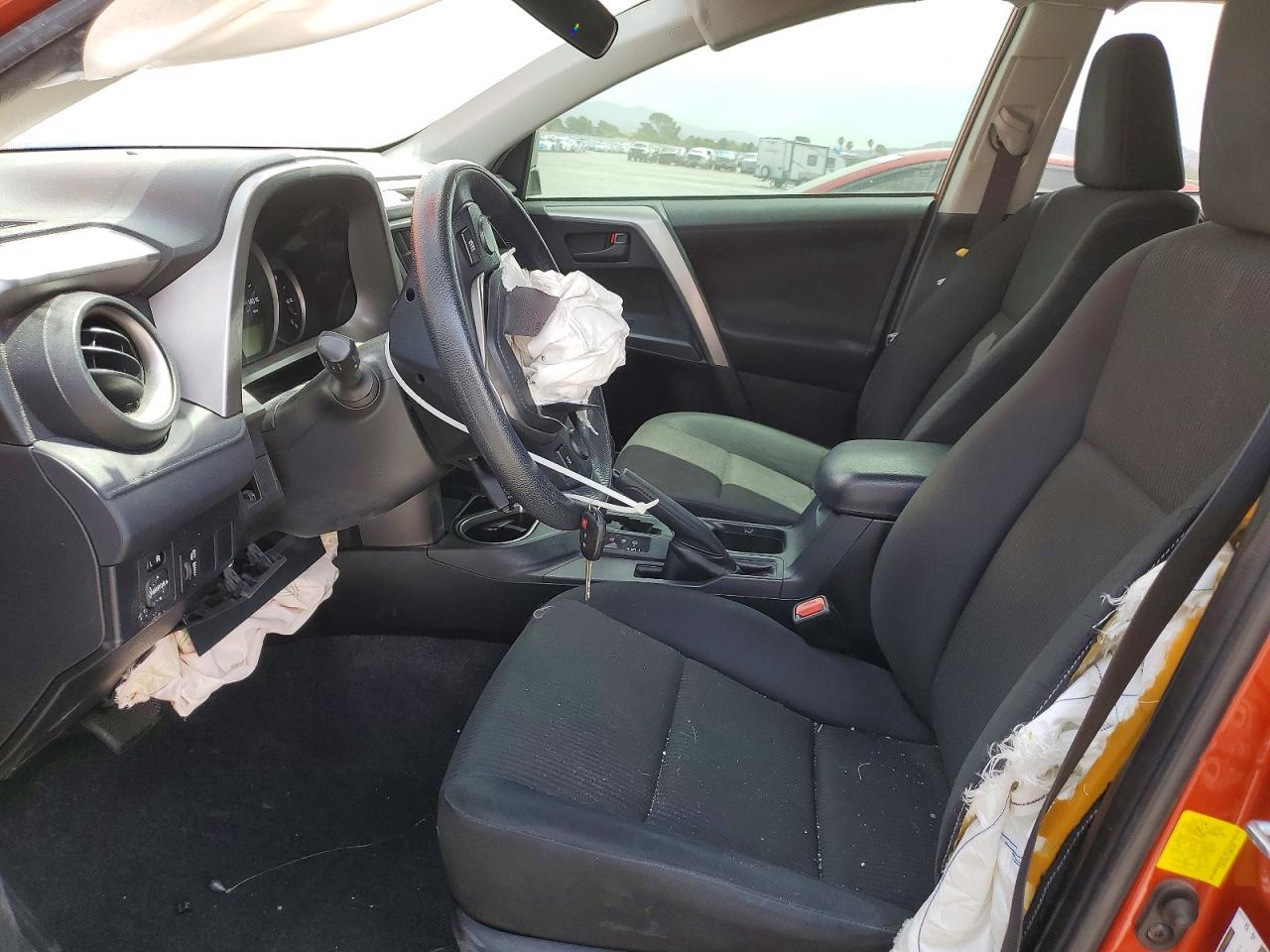 2016 TOYOTA RAV4