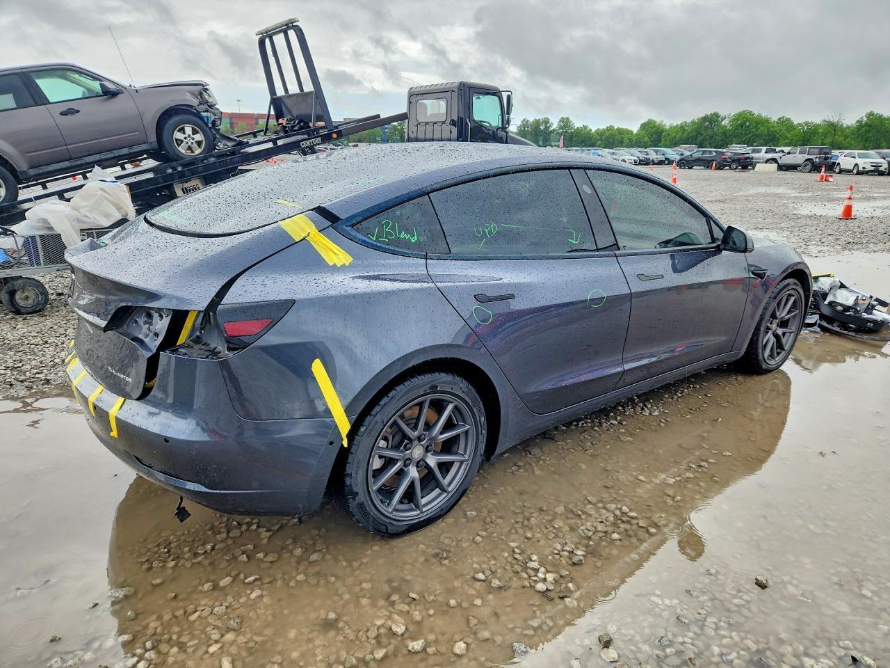 2022 TOYOTA Model 3