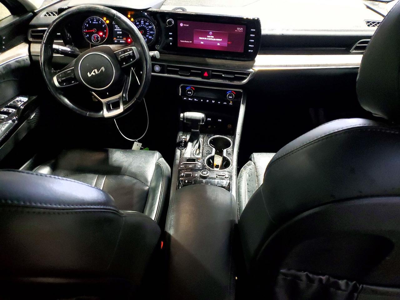 2022 KIA K5