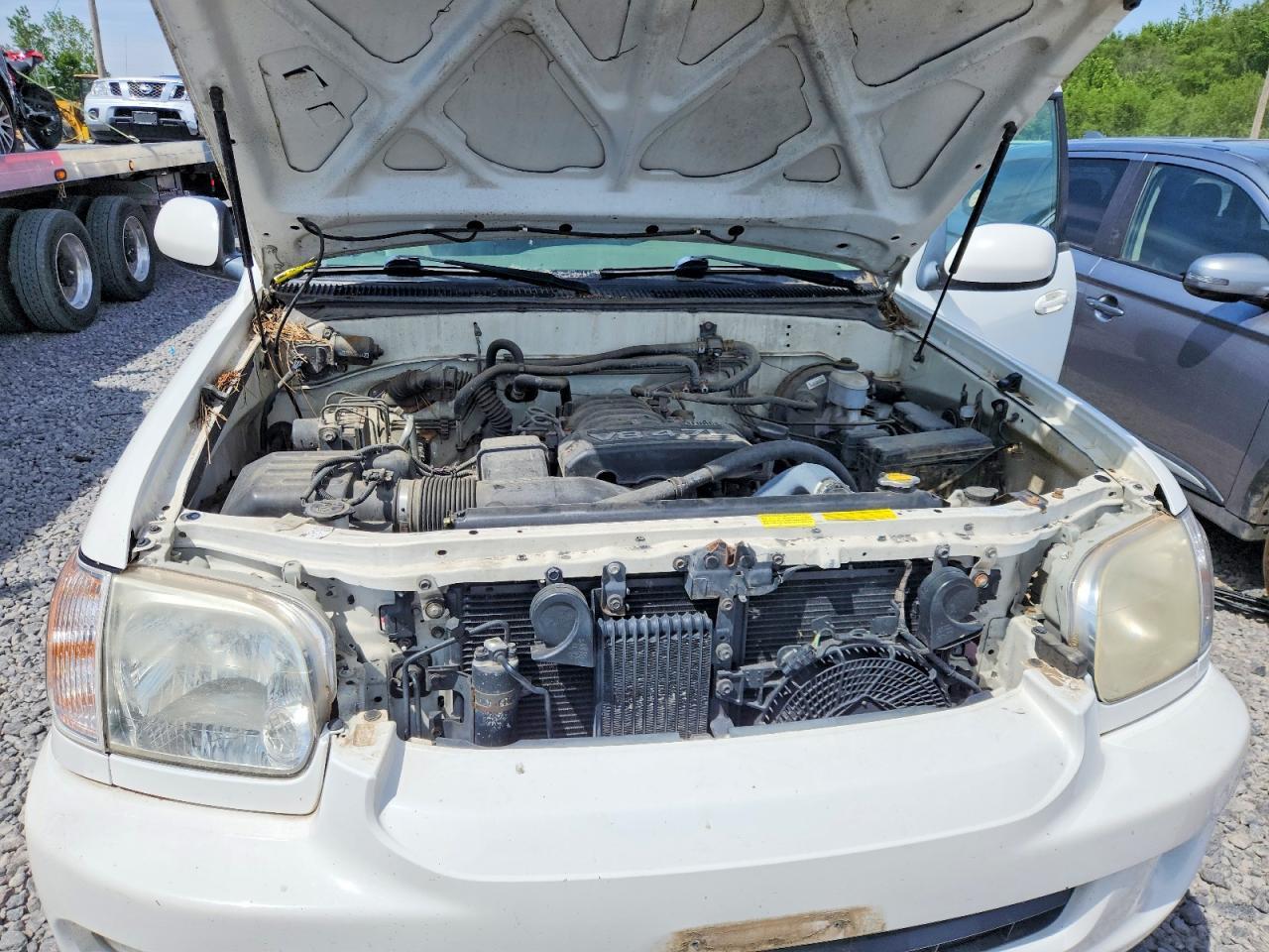 2005 TOYOTA Sequoia
