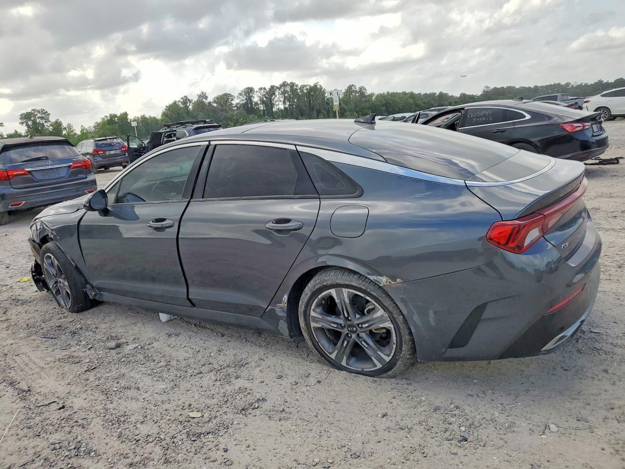 2021 KIA K5