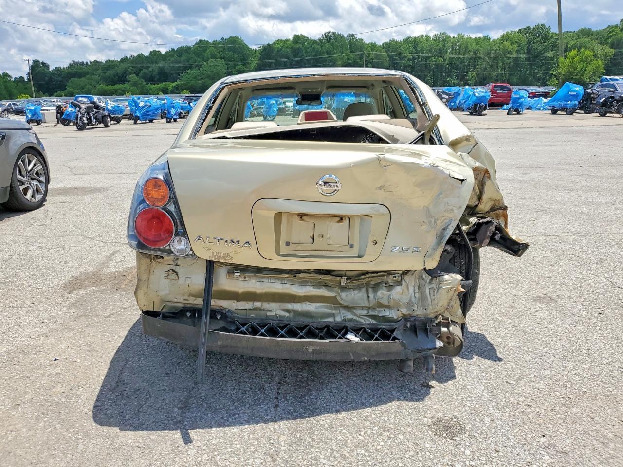 2002 NISSAN ALTIMA