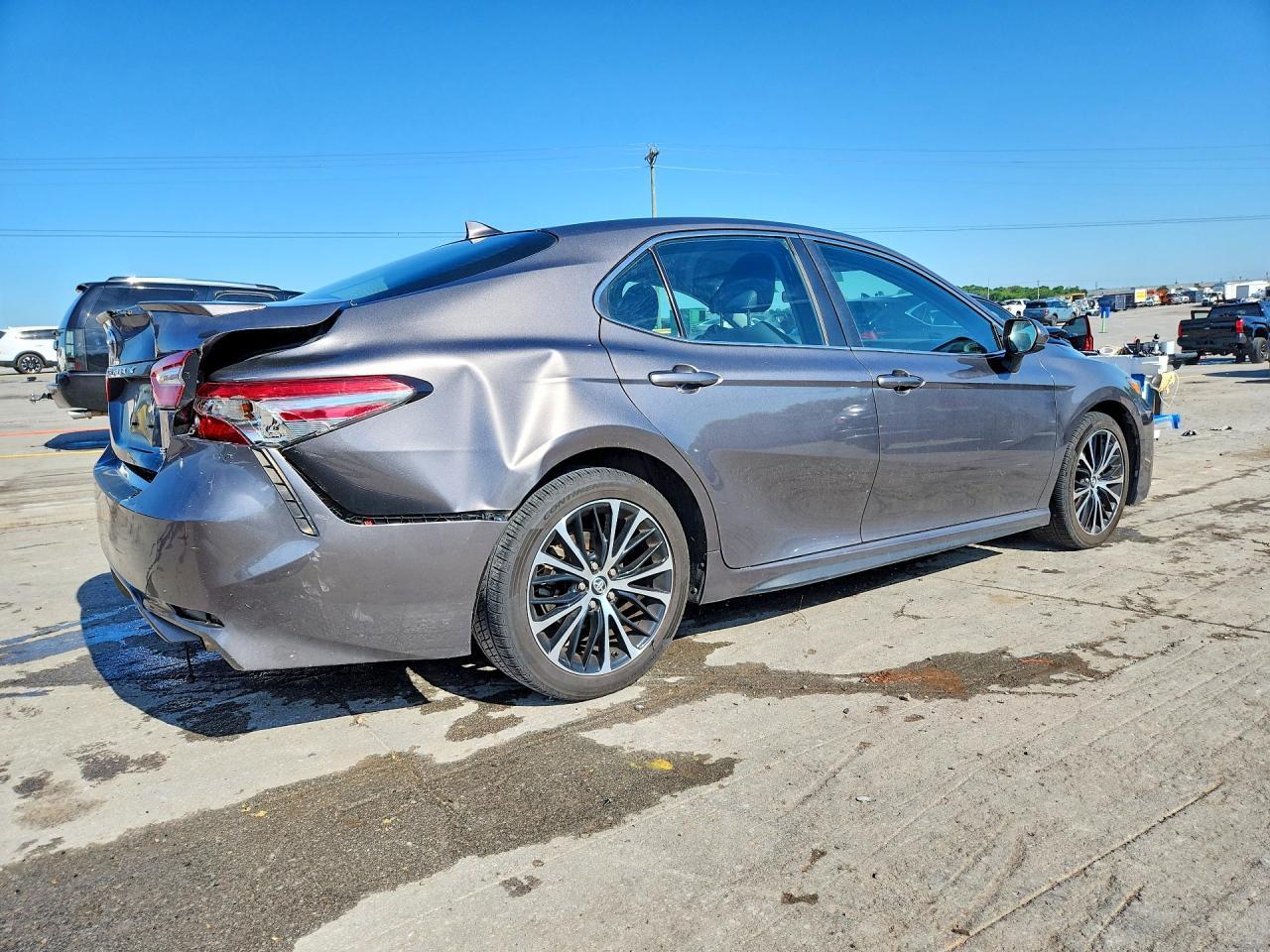 2019 TOYOTA CAMRY