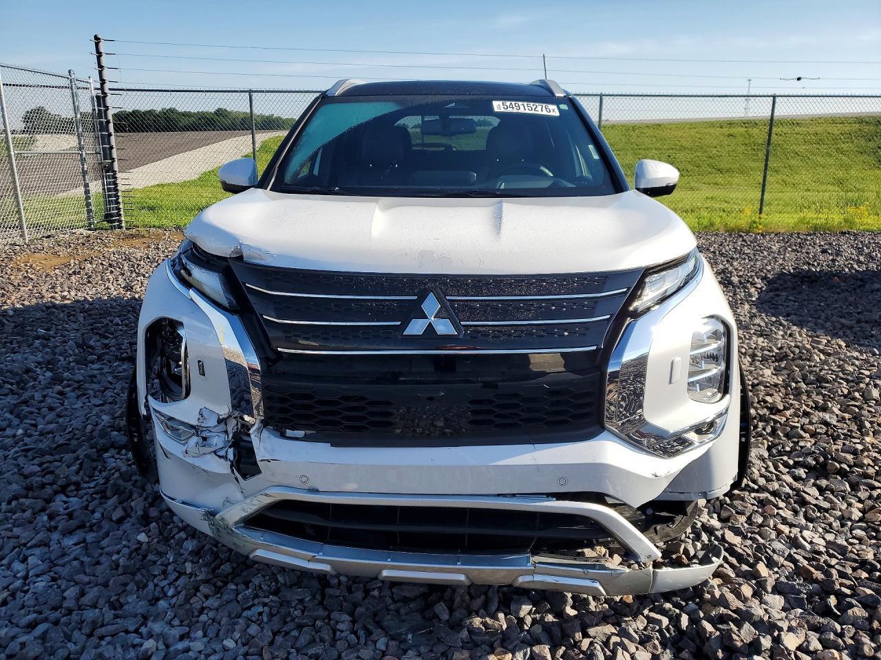 2024 MITSUBISHI outlander