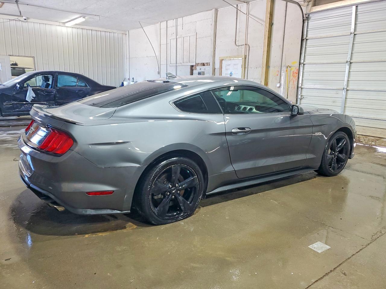 2021 FORD MUSTANG