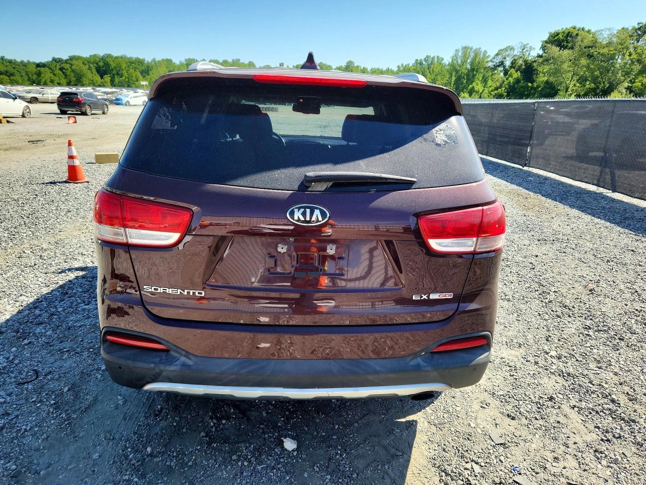 2016 KIA SORENTO