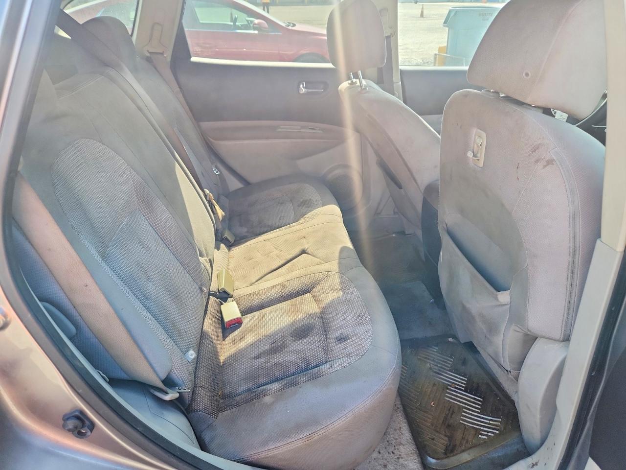 2010 NISSAN ROGUE