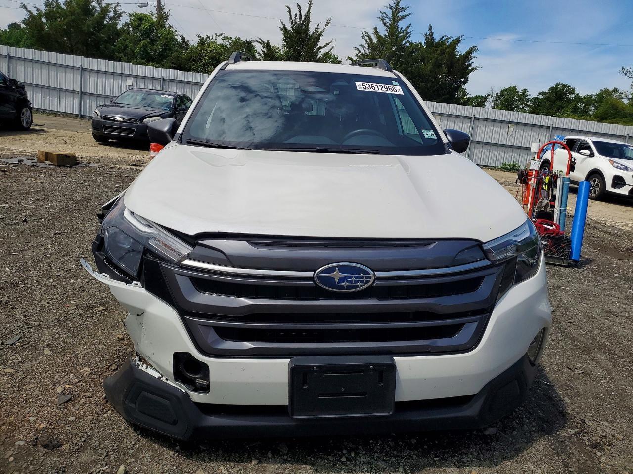 2025 SUBARU FORESTER