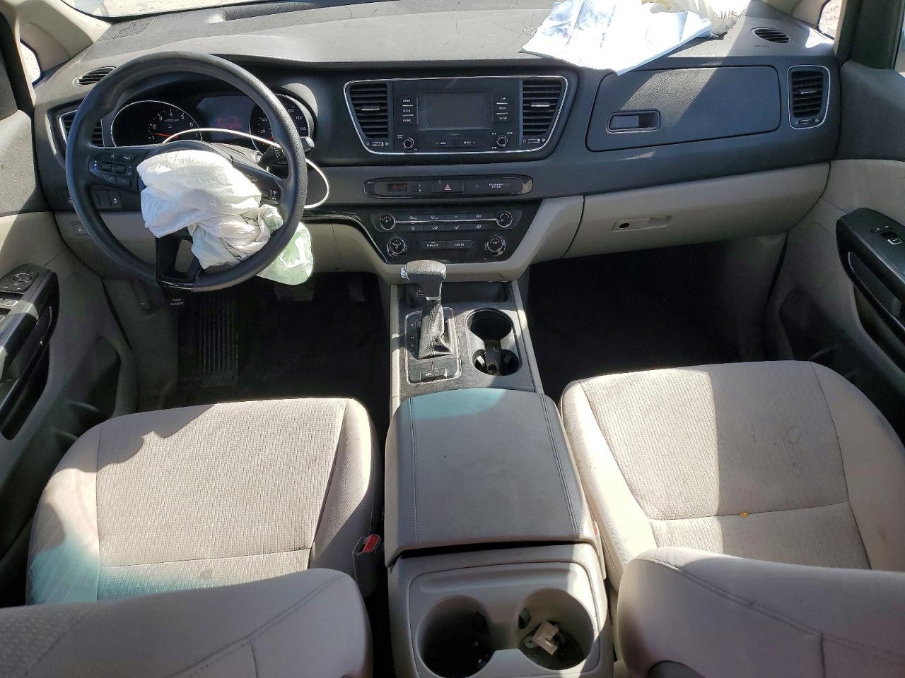 2017 KIA SEDONA