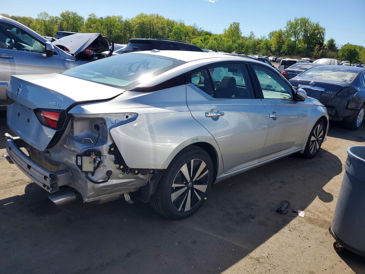 2022 NISSAN ALTIMA