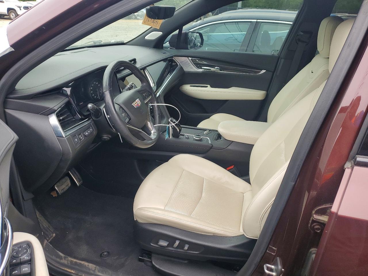 2022 CADILLAC XT6
