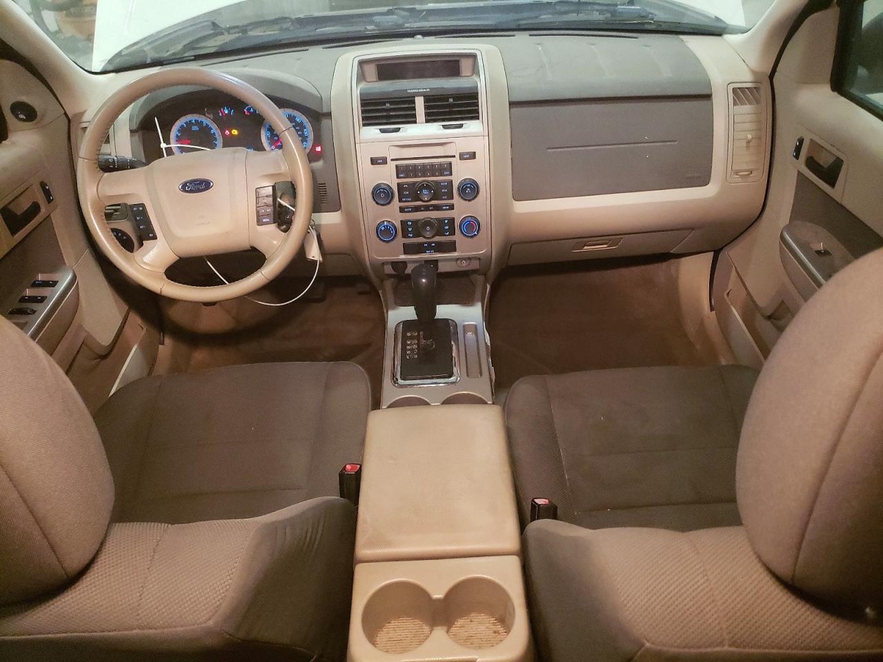 2010 FORD ESCAPE