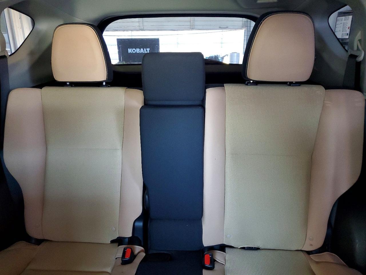 2016 TOYOTA RAV4