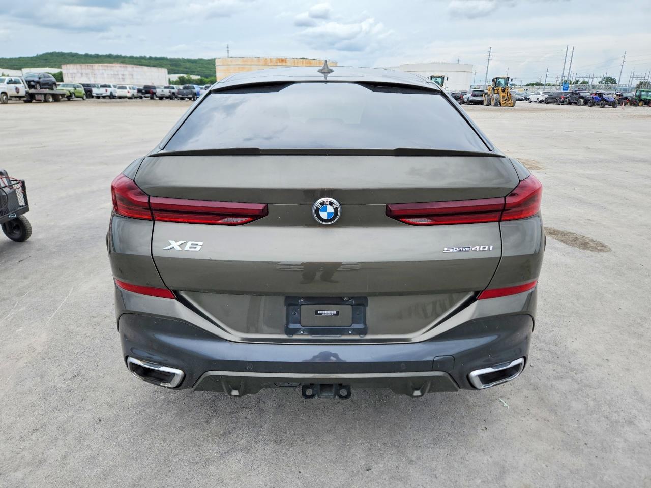 2021 BMW X6