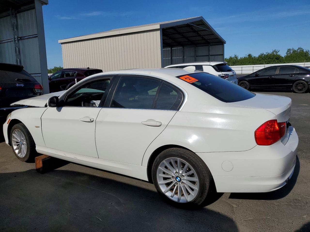 2011 BMW 3 SERIES