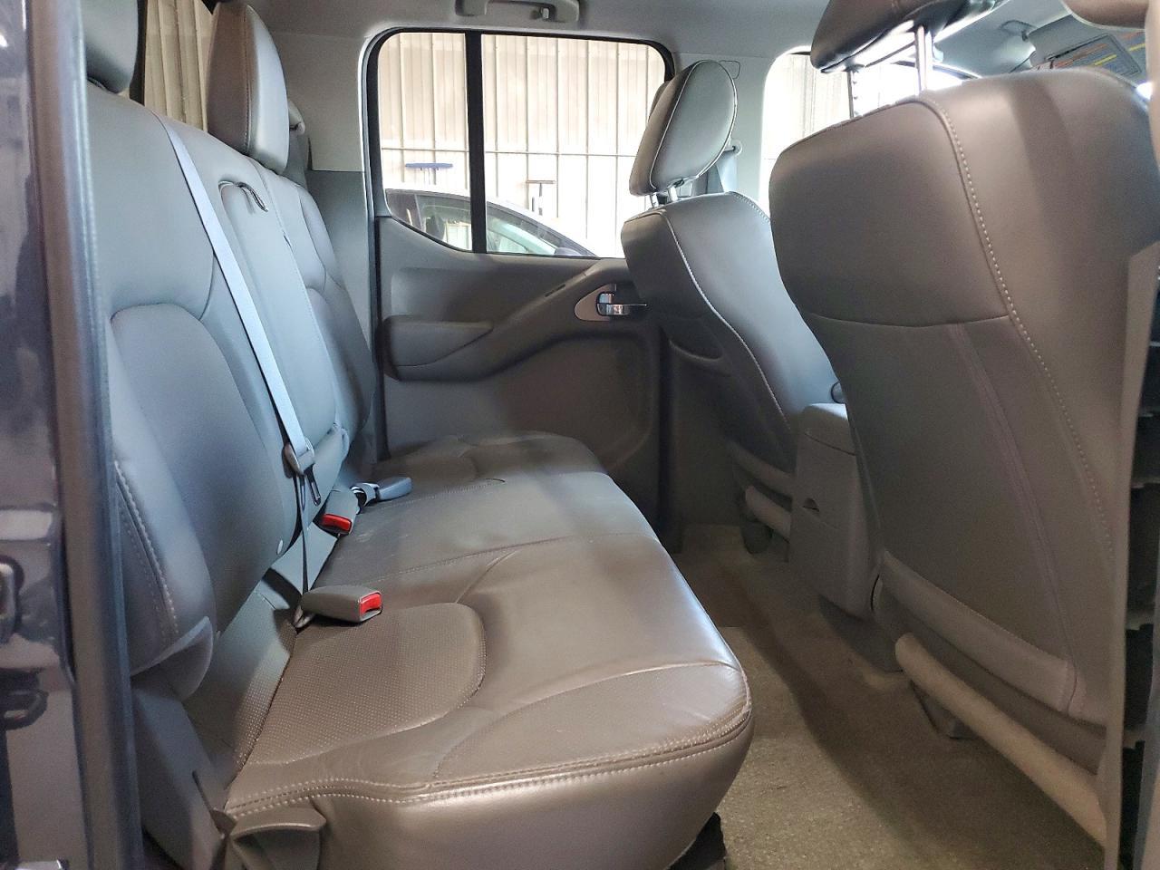 2014 NISSAN Frontier