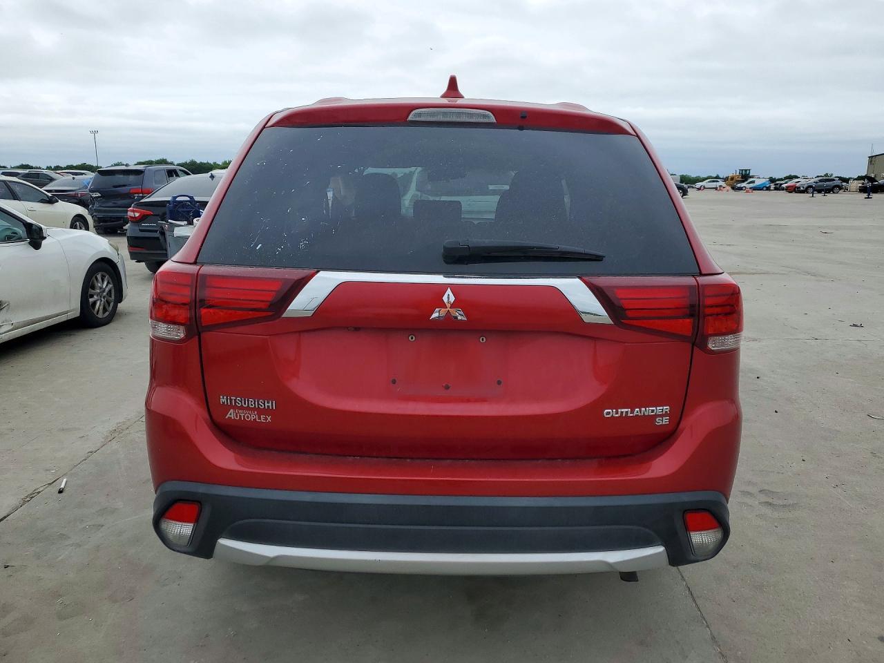 2018 MITSUBISHI outlander