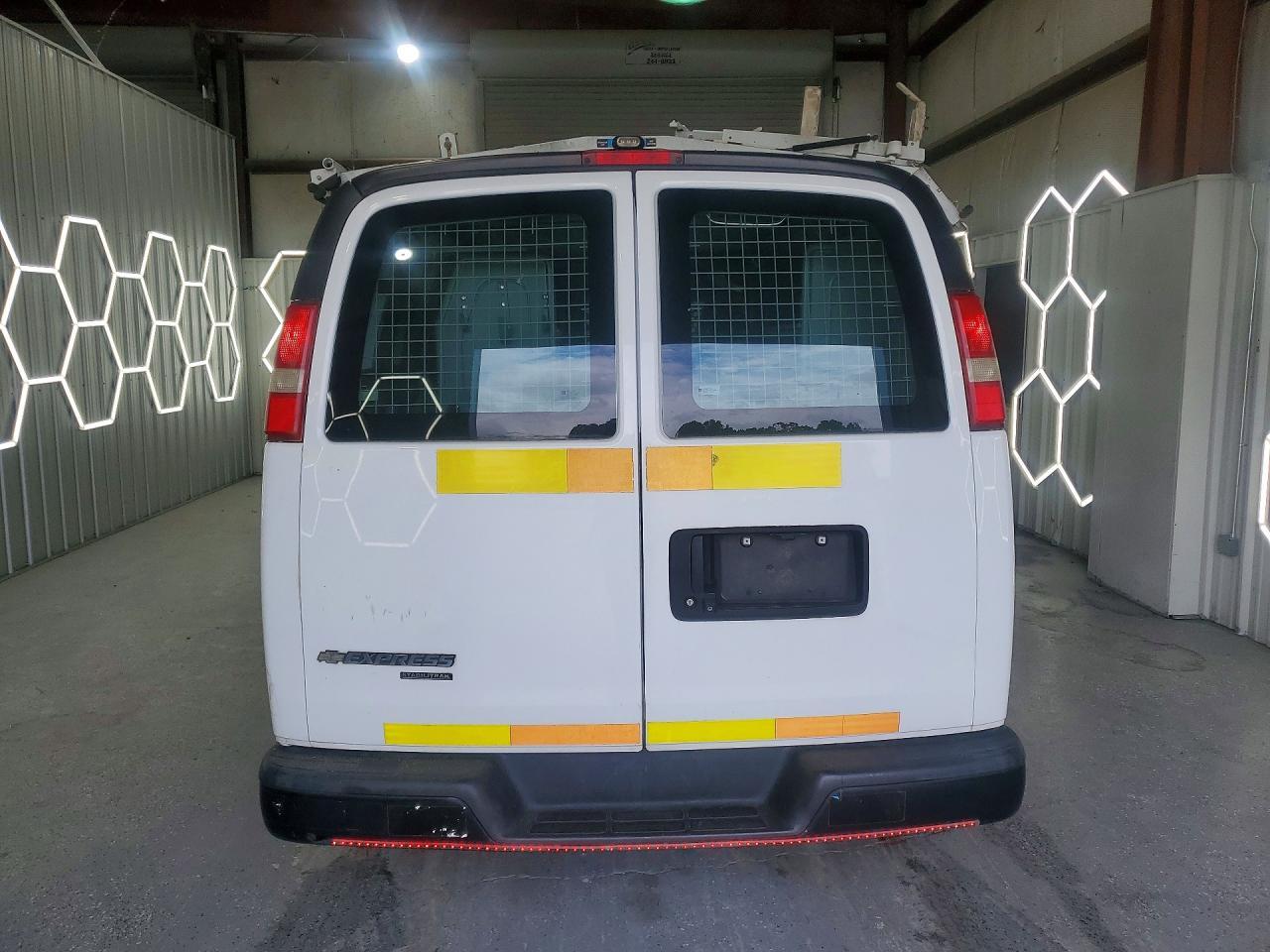 2016 CHEVROLET EXPRESS 2500
