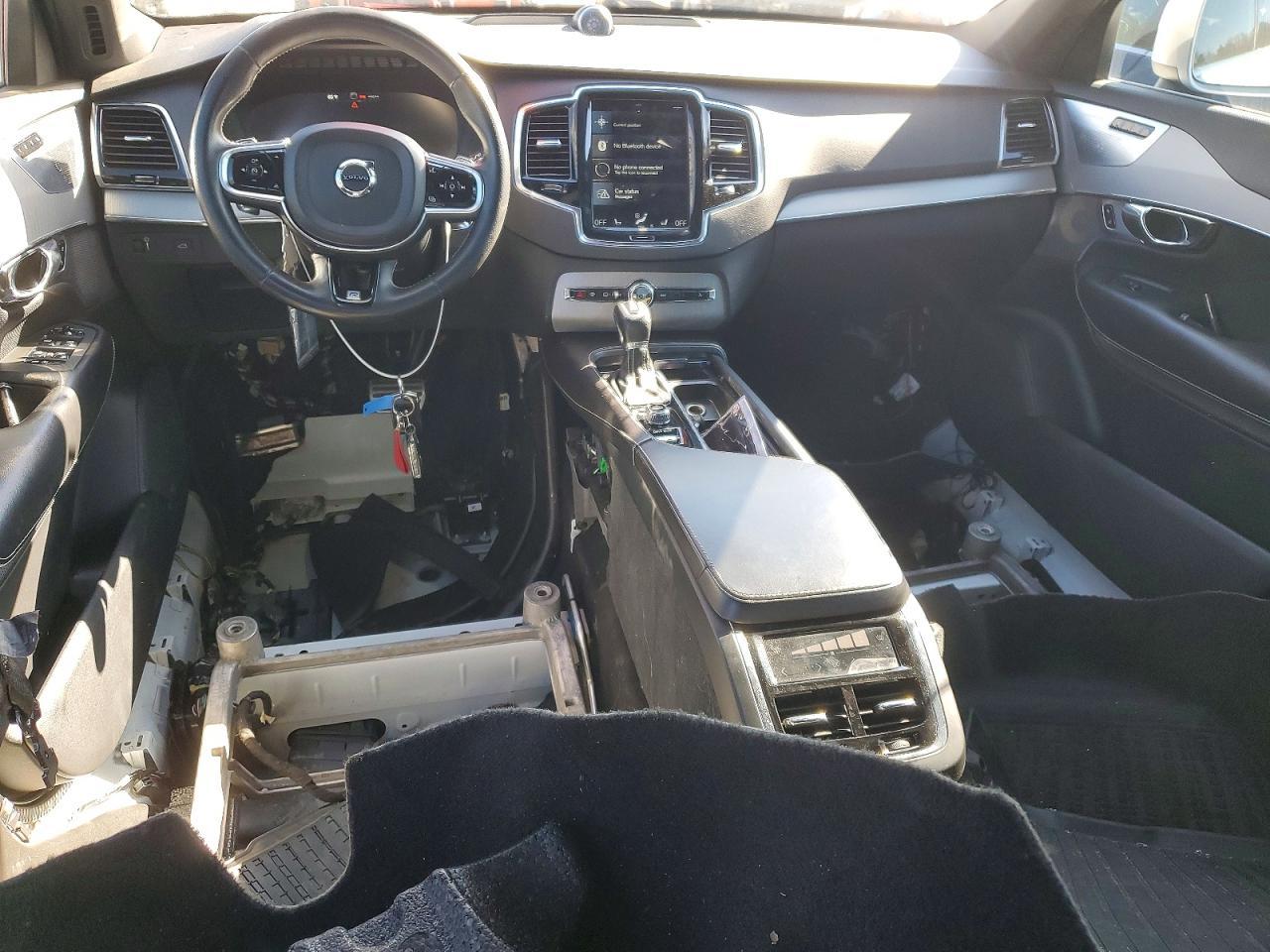2016 VOLVO XC90