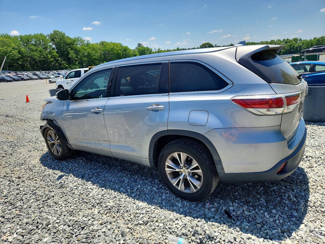 2015 TOYOTA HIGHLANDER