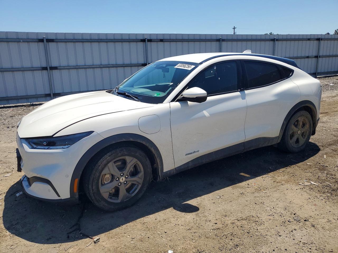 2021 FORD Mustang Mach-E
