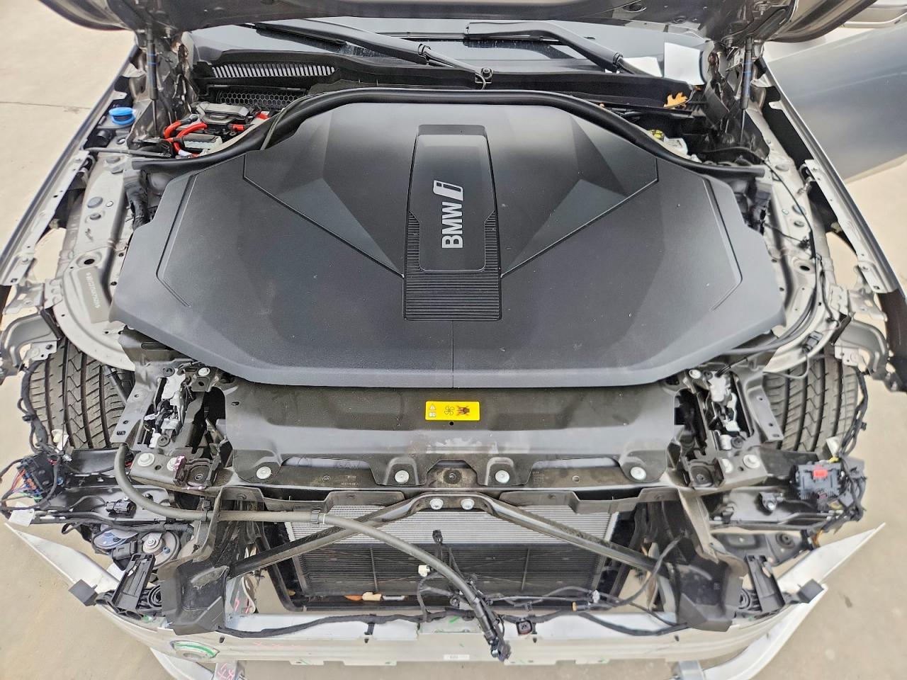 2024 BMW i5