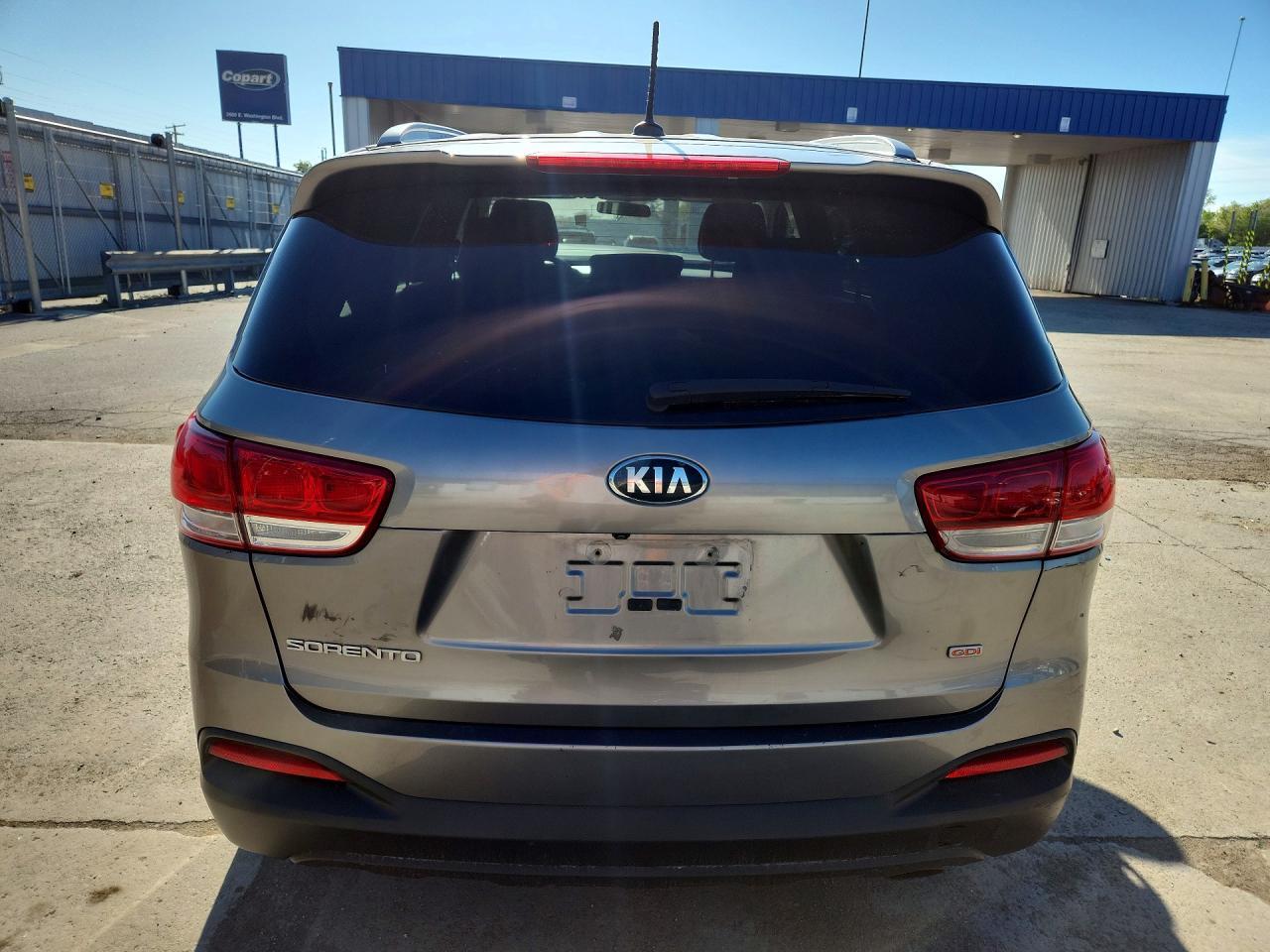 2016 KIA SORENTO